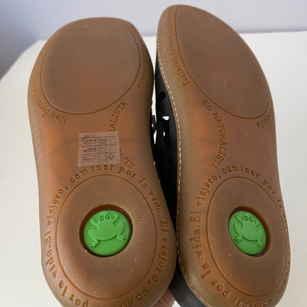 Naturalista 5271 Viajero Eyelet cutout Mary Jane Flats 38 - Picture 7 of 12